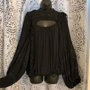 Free People Top. Small